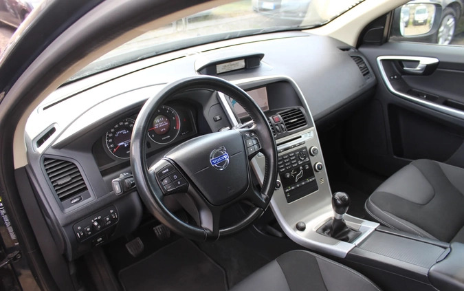 Volvo XC 60 cena 47900 przebieg: 179974, rok produkcji 2009 z Nowa Dęba małe 596